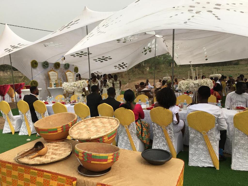 kizito lounge